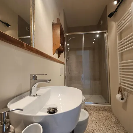 Domus Mazzoni 3* Capannori