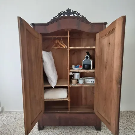 Domus Mazzoni Pensjonat 3*